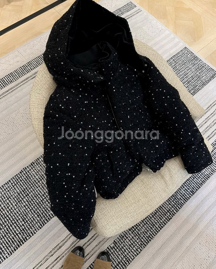 더로랑 시퀸 구스다운--3