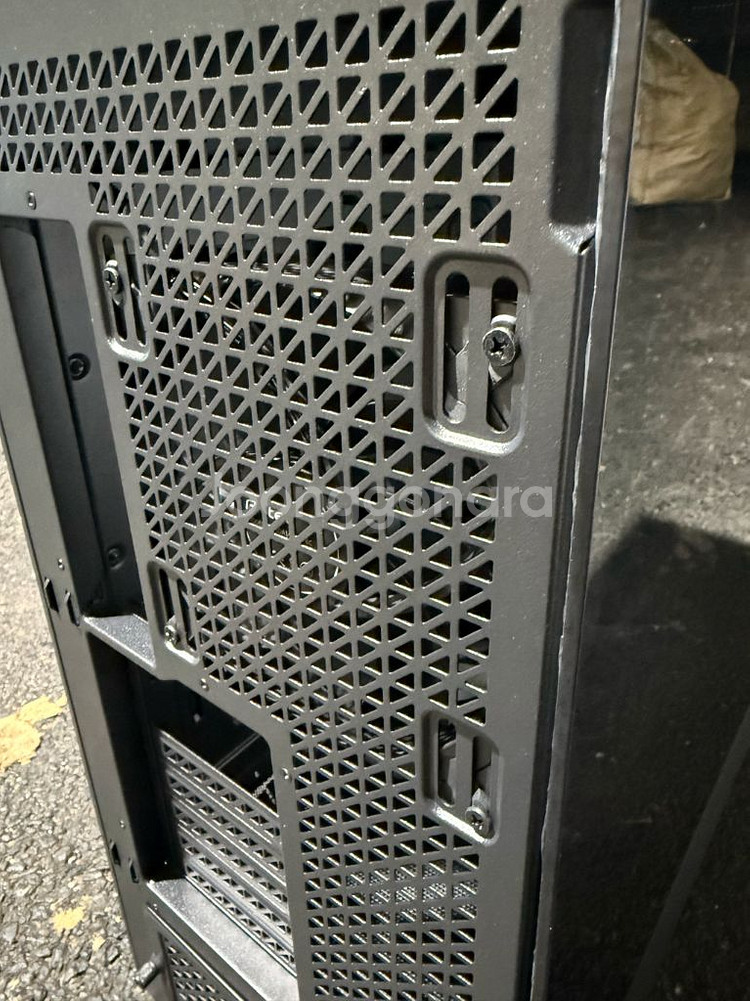 Antec FLux Pro mesh 블랙 케이스--2