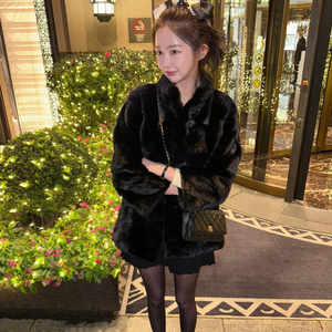 헤이에스 호리젠탈 코펜하겐 밍크6단 하프 자켓