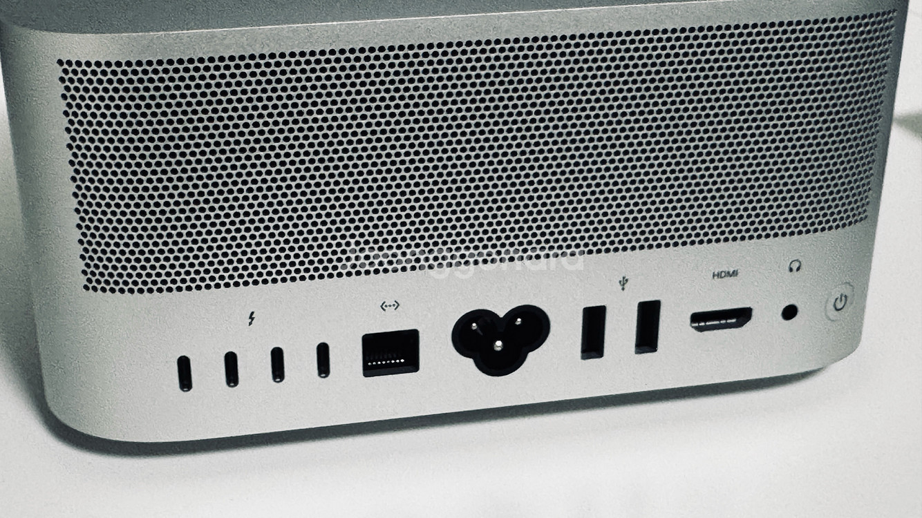 맥스튜디오 M1Max--3