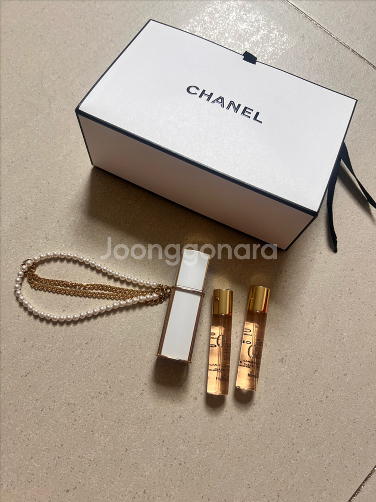 한정판 샤넬 코코마드모아젤 펄스 스프레이 키링향수--0