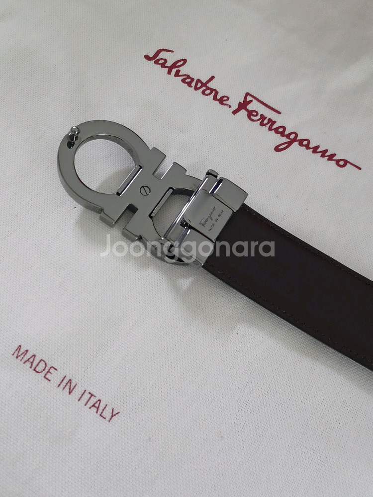 페라가모 간치니 양면 가죽벨트 정품--3