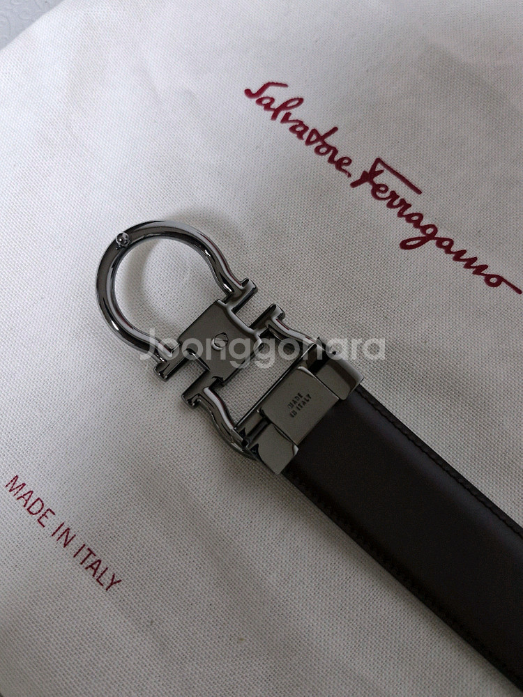 페라가모 은장 양면 가죽벨트 정품입니다--3