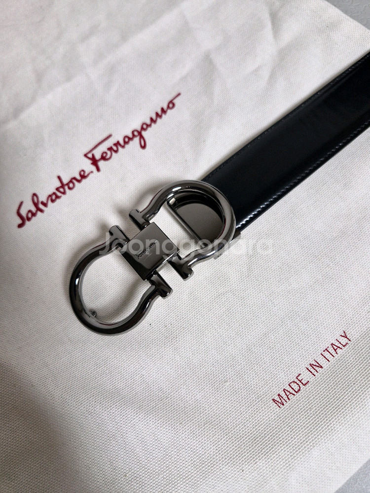 페라가모 은장 양면 가죽벨트 정품입니다--8