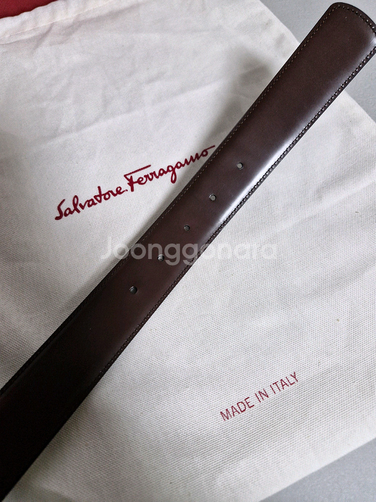 페라가모 은장 양면 가죽벨트 정품입니다--7