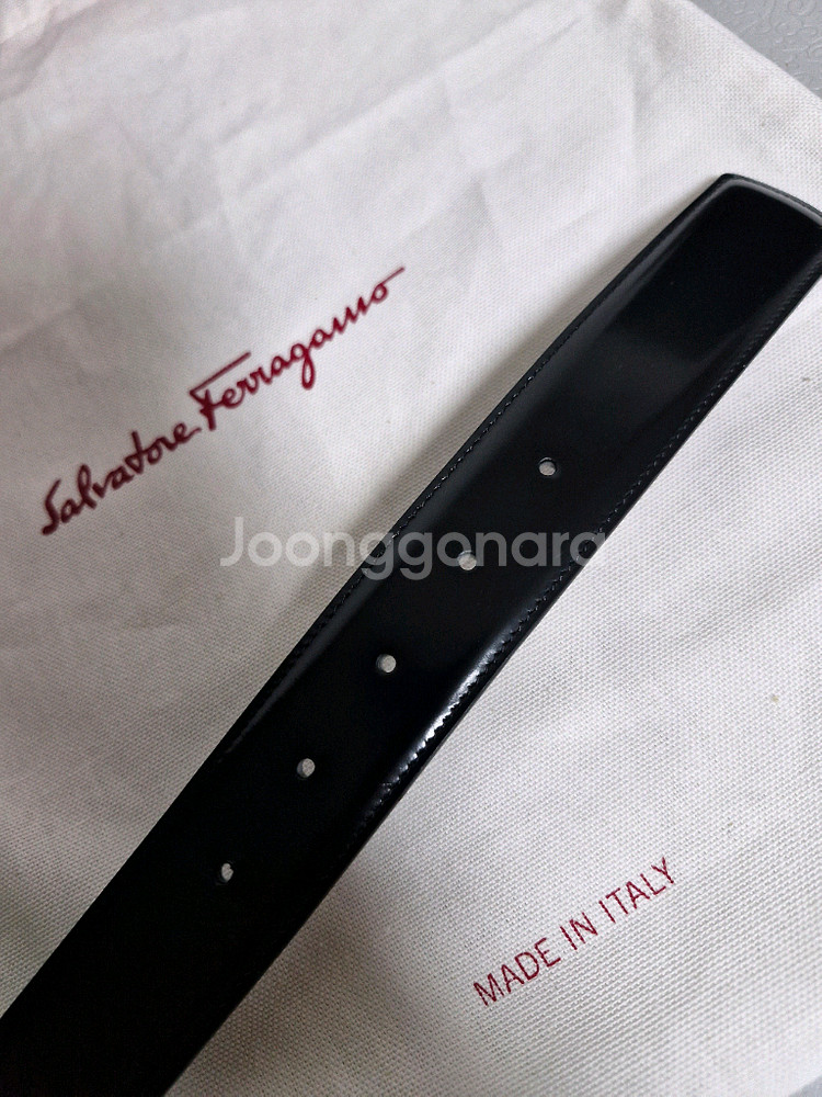 페라가모 은장 양면 가죽벨트 정품입니다--6