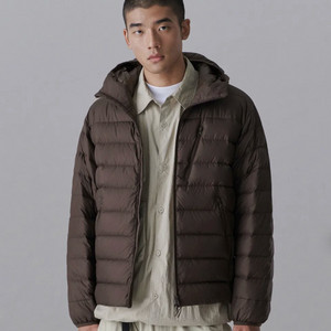 [L] 무탠다드 시티 레저 후디드 다운자켓 브라운