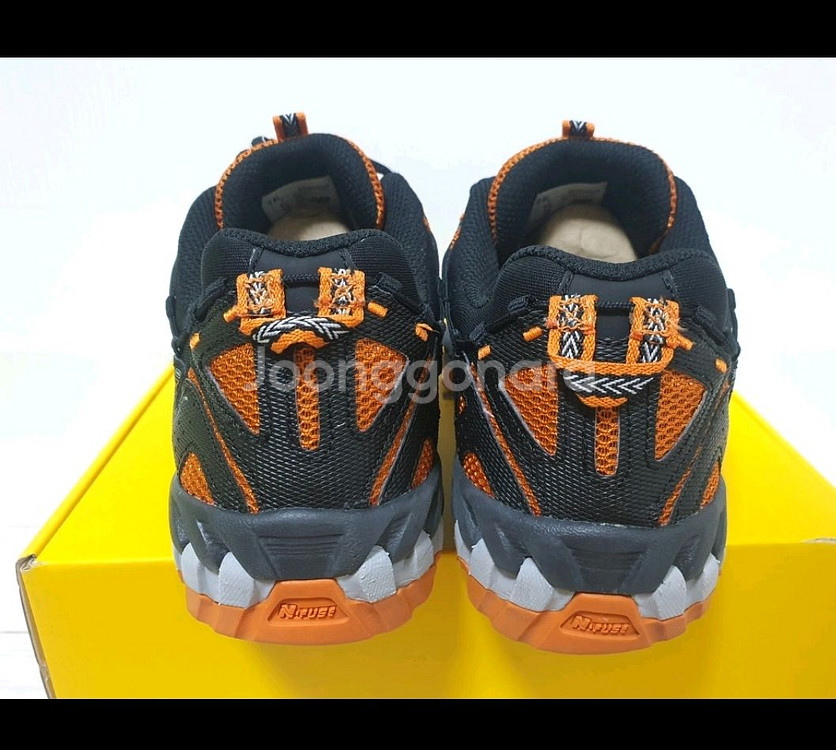 뉴발란스 스니커즈 ML610TAi--2