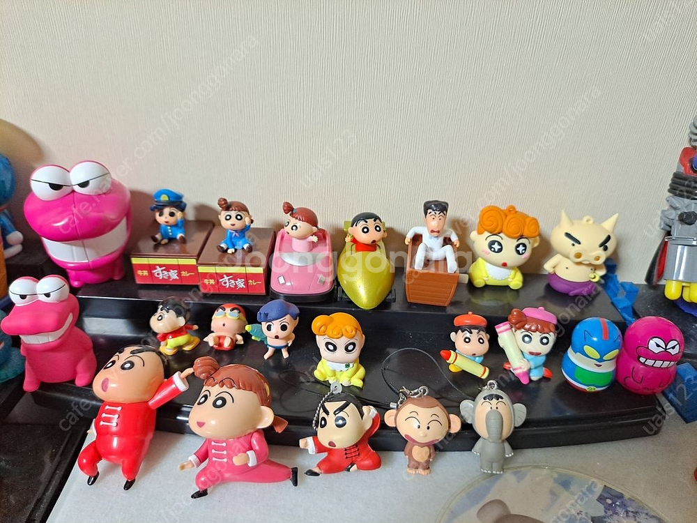 애니27 짱구1 피규어 인형 가방 스트랩 판매합니다--2