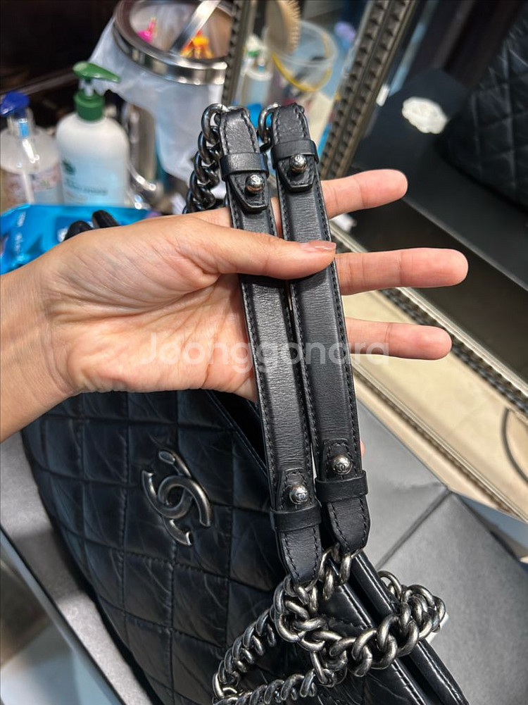 샤넬 빈티지 카프스킨 숄더백--1