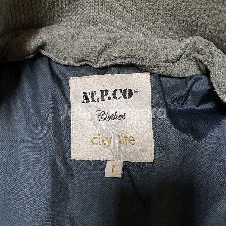 에이티 피 코 패딩 정품--4