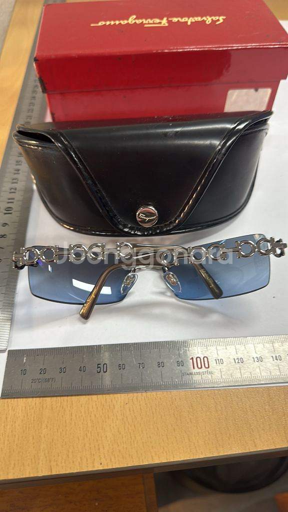 페라가모 선글라스--1