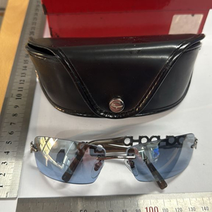 페라가모 선글라스