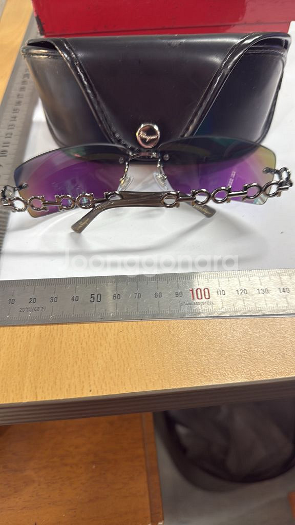 페라가모 선글라스--1