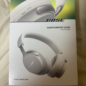 화이트 // 미개봉 BOSE 보스 QC 울트라 헤드폰