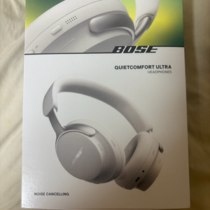 화이트 // 미개봉 BOSE 보스 QC 울트라 헤드폰