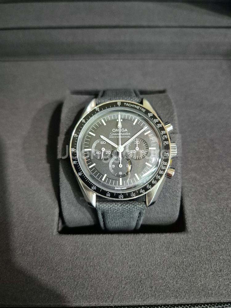 오메가 스피드마스터 프로페셔널 문워치 신형--0