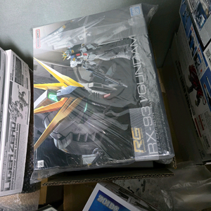 RG 건담 프라모델