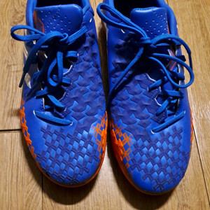 아디다스 축구화 250 3만원