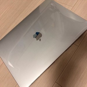 애플 맥북 에어 M1 13인치 256GB (케이스포함)