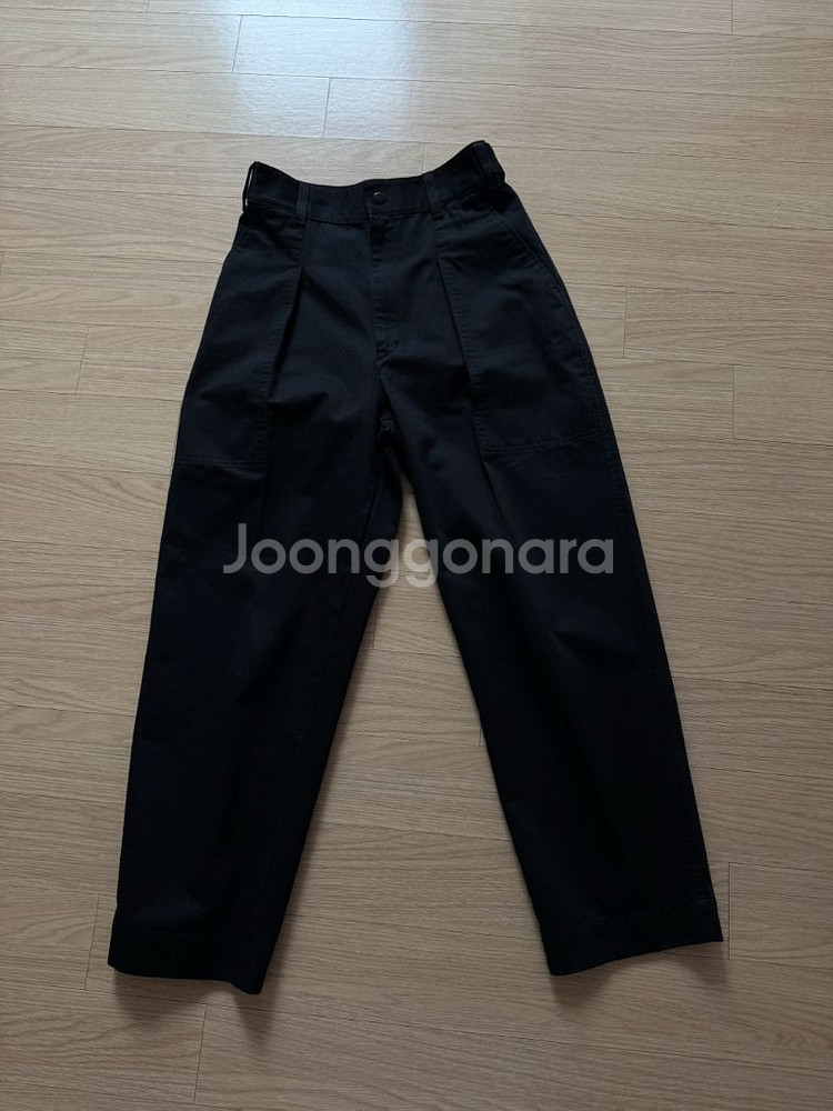 유니클로 U 르메르 베이커 팬츠 블랙 컬러--0