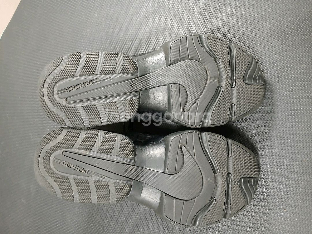 나이키 에어맥스알파 세비지 2 285~300(택300--9