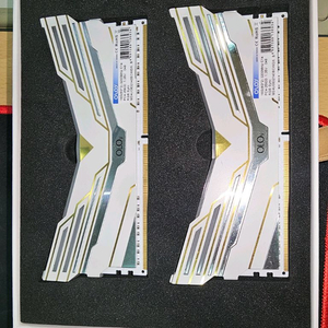 CL14 B다이 워호크 DDR4 16기가 메모리