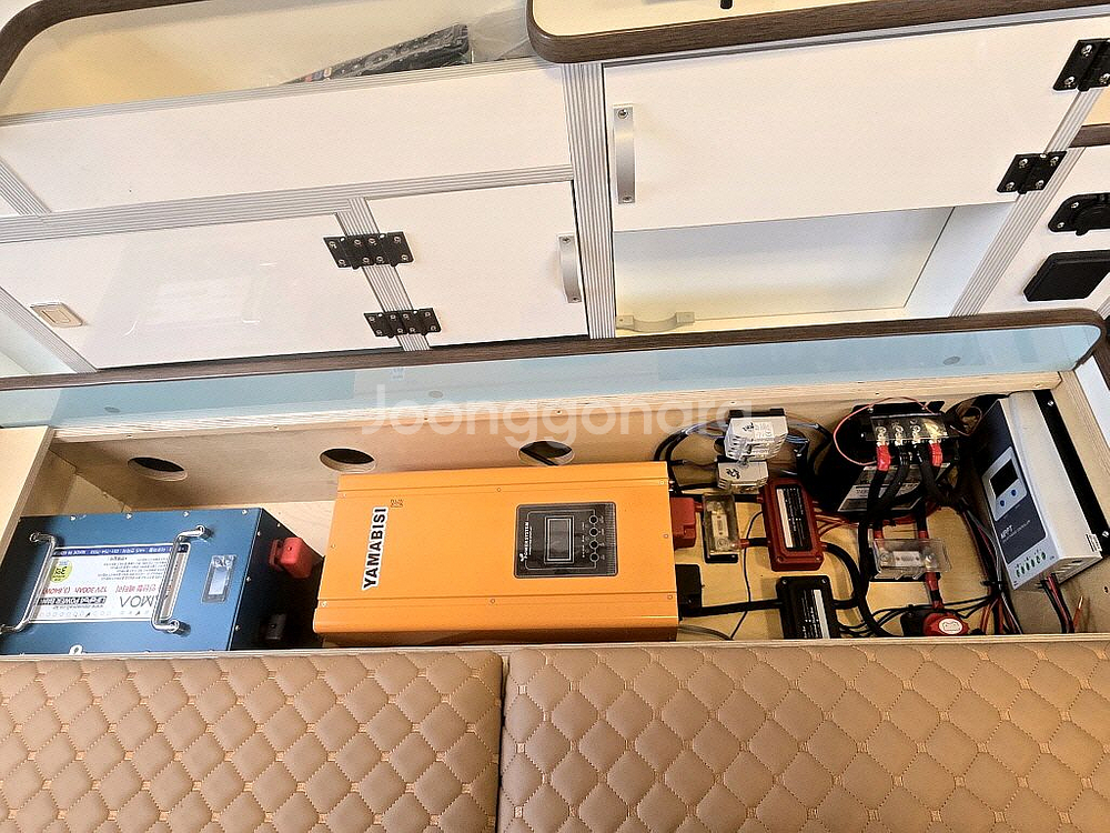 21년형더뉴스타렉스하이루프캠핑카(신규제작)--9