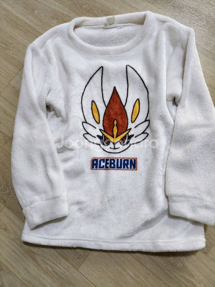 140사이즈 포켓몬 퍼플리스 티셔츠--0