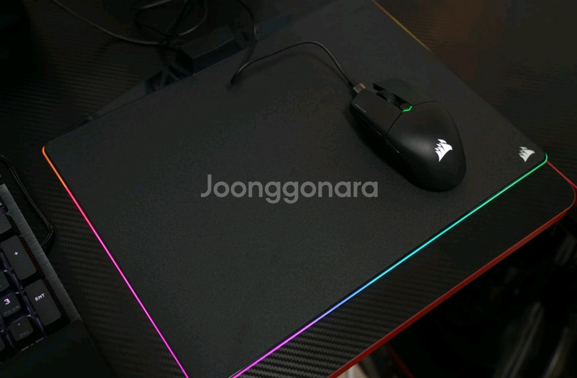 커세어 mm800 rgb 폴라리스 마우스패드--1