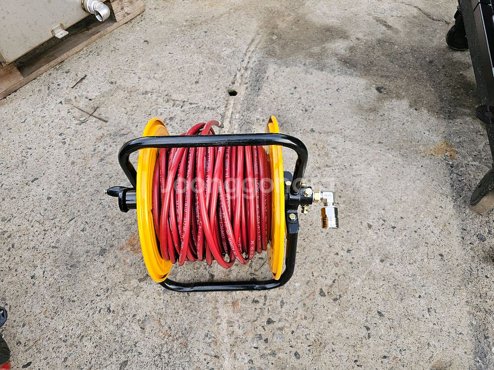 중고 엔진고압세척기 300바40리터 40마력 판매--6