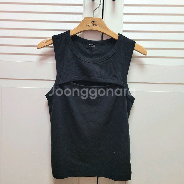 (새제품) 무신사 스텐다드 앞절개 슬리브리스--0