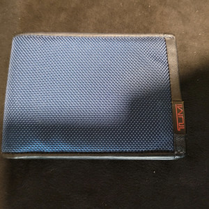 TUMI 남성 반지갑