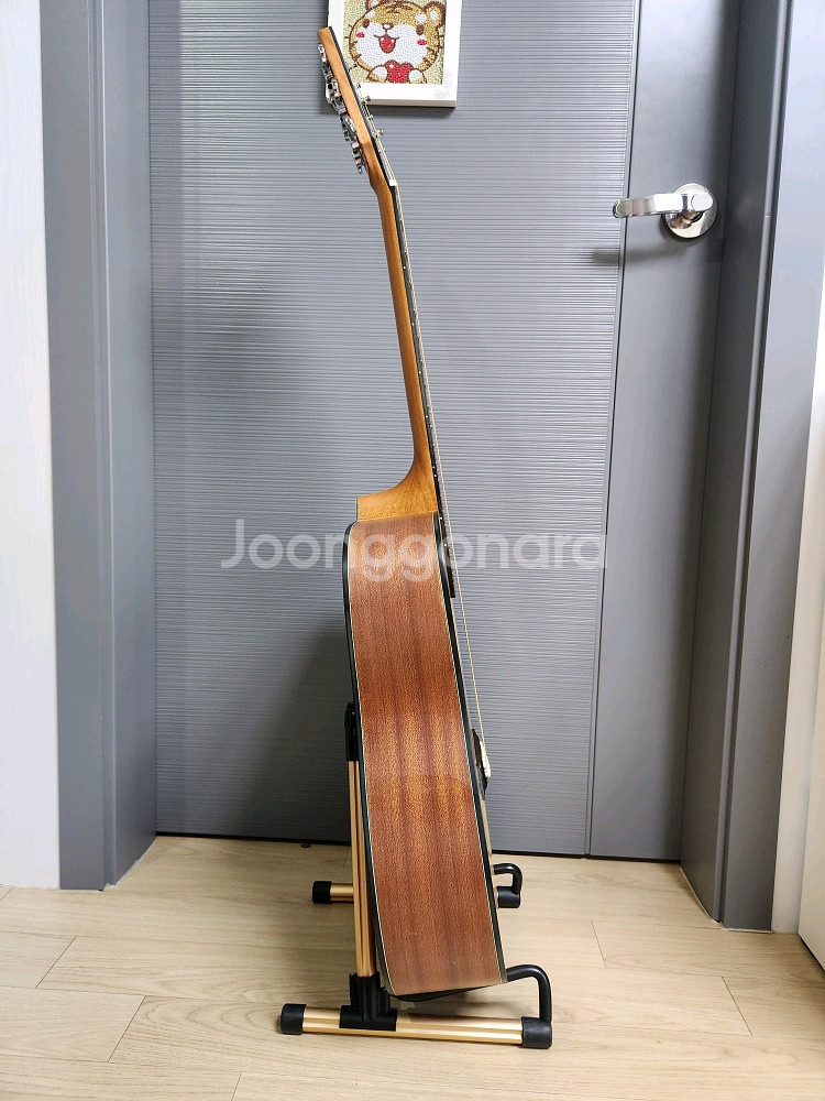 데임 릴리즈 70 통기타 판매 해요 .--5