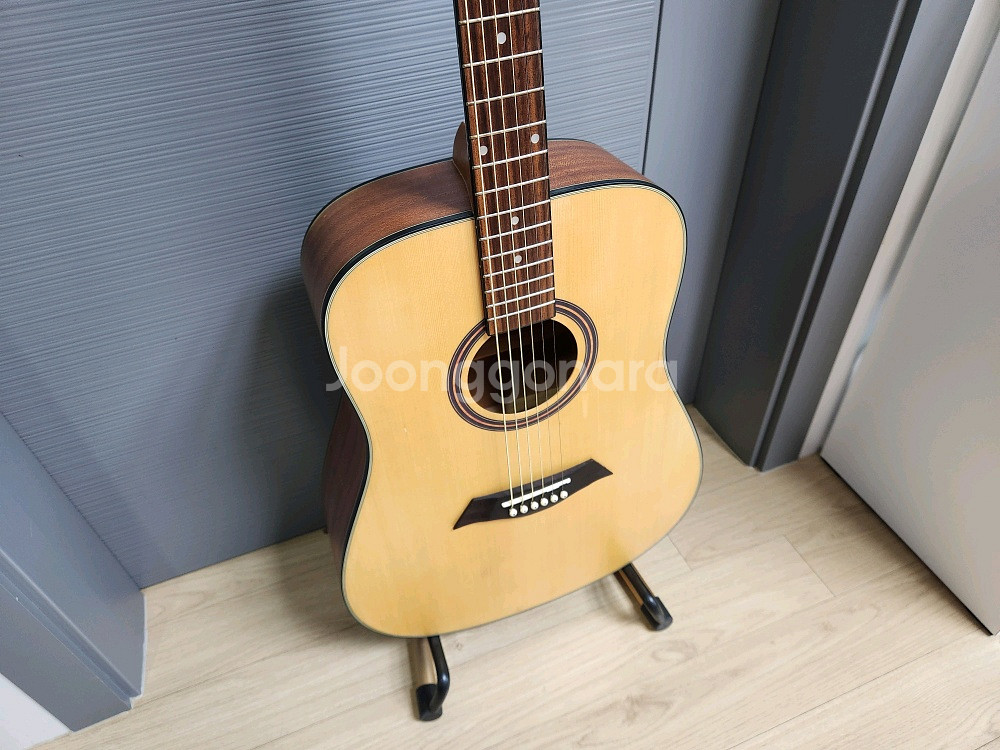 데임 릴리즈 70 통기타 판매 해요 .--2