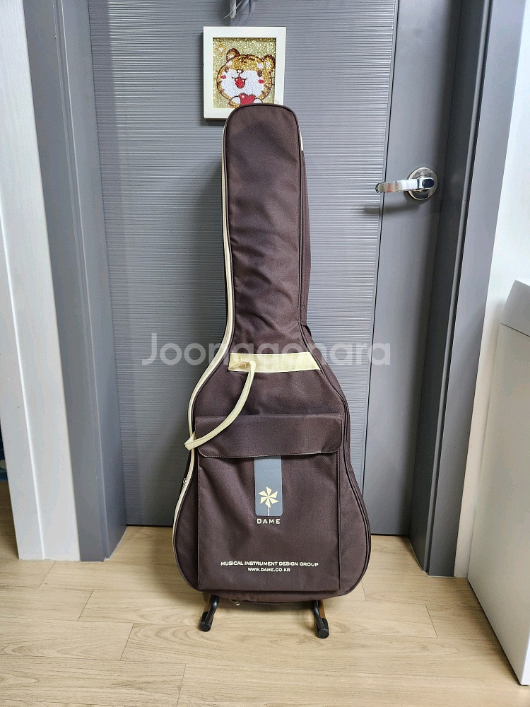 데임 릴리즈 70 통기타 판매 해요 .--6