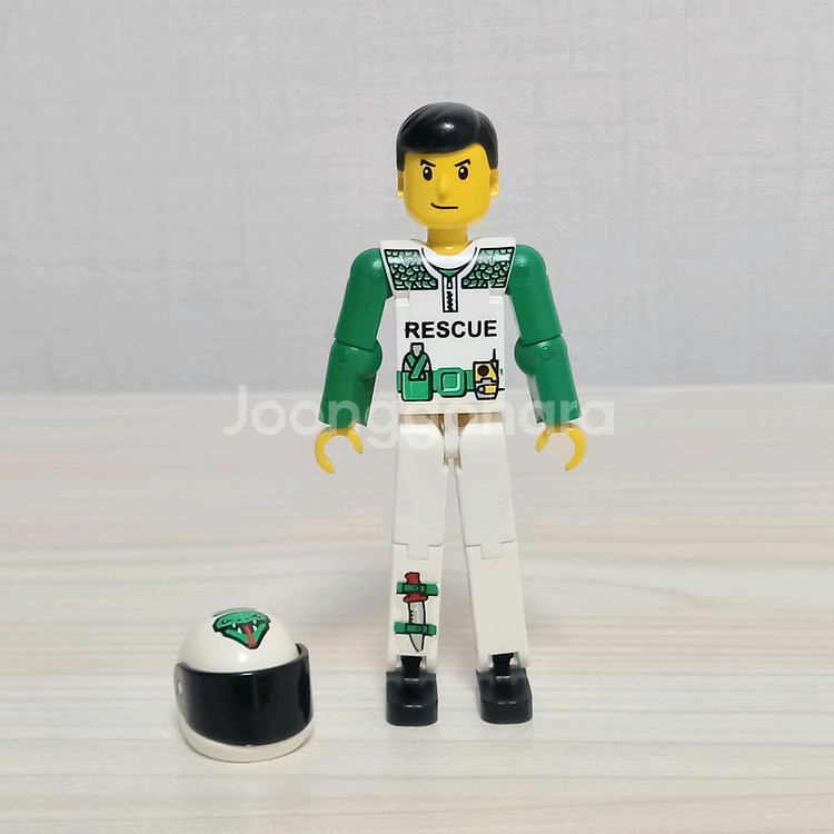 올드레고 테크닉 8255 피규어--2