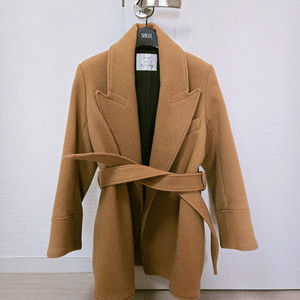 쇼트벗스터닝 하프코트