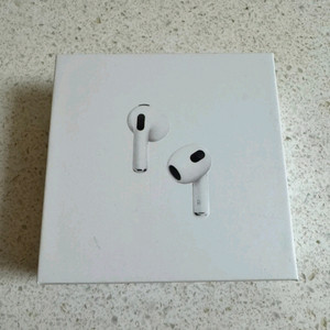 미개봉 에어팟 3세대 맥세이프