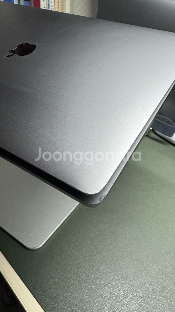 2019 맥북프로 16인치 기본형--5