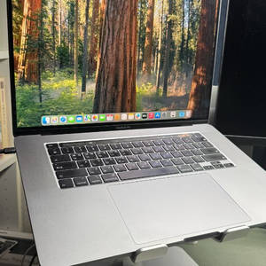 2019 맥북프로 16인치 기본형