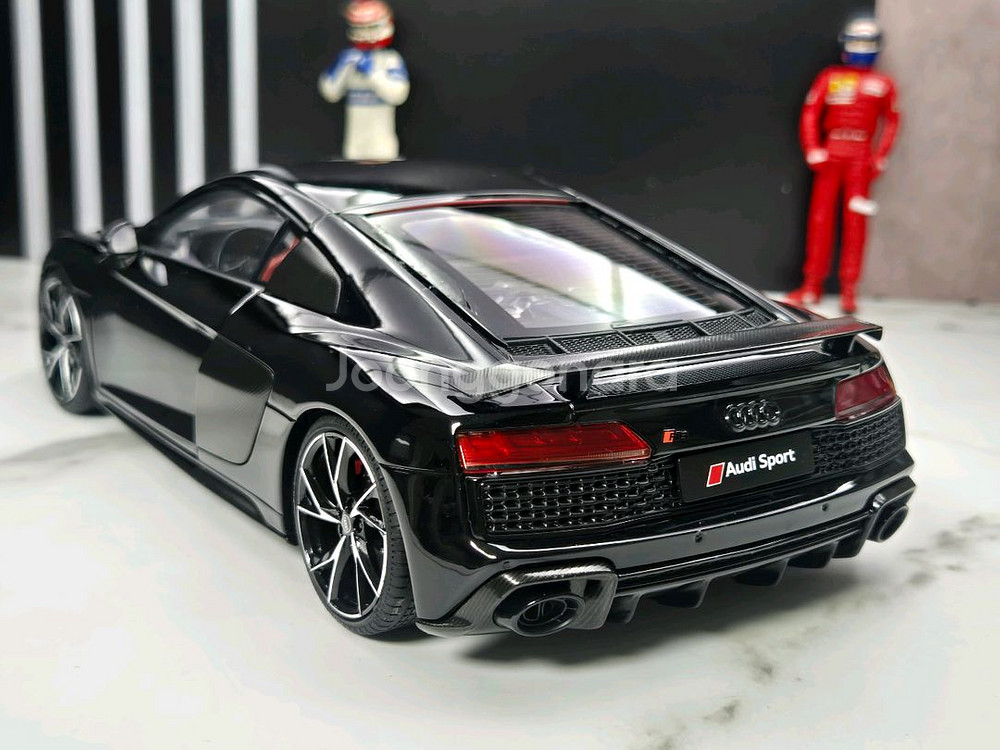 1:18 켕파이 아우디R8쿠페 다이캐스트 팝니다.--3