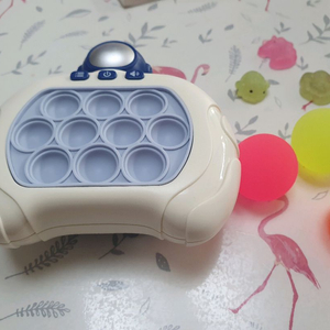 팝잇 게임기+형광 탱탱볼