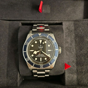 튜더블랙베이 튜더 튜더시계 아쿠아레이서 태그호이어 청판