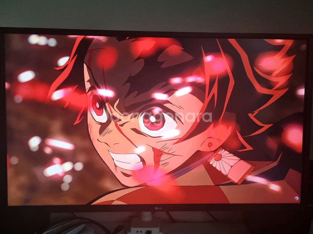 LG 32UK550 32인치 4k 모니터--1