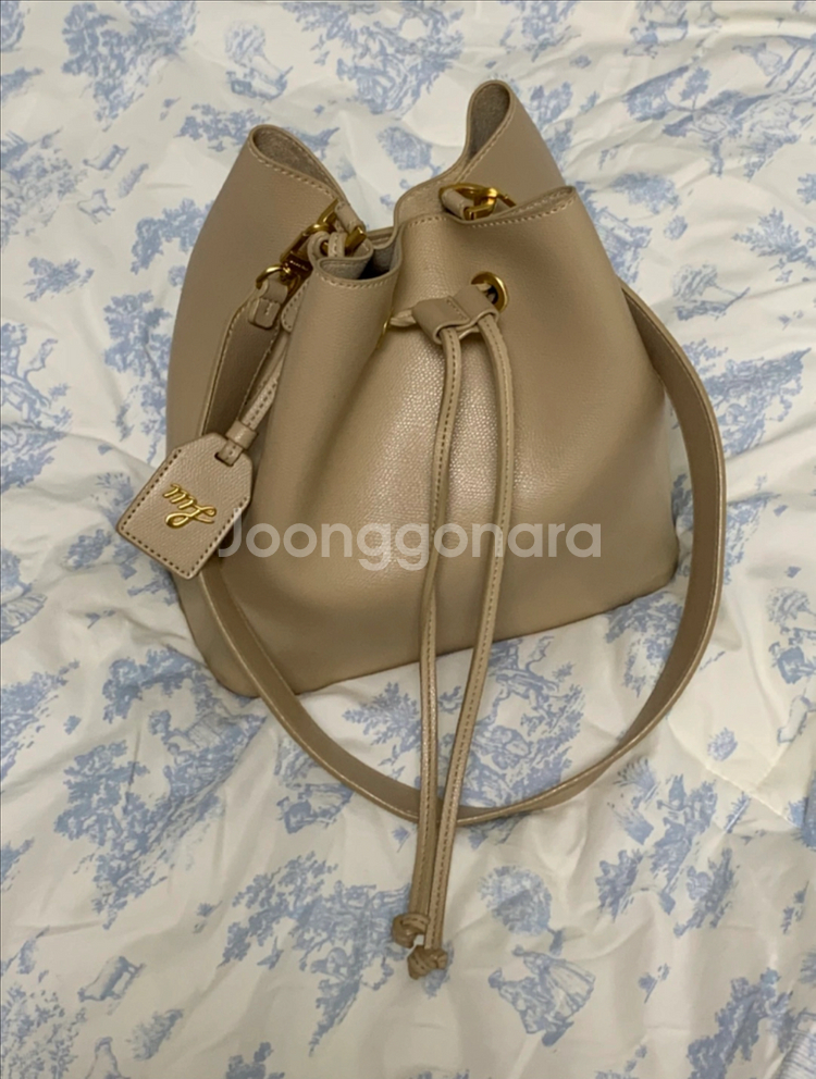 [택배/비대면문고리] 24K 마르헨제이 버킷백 베이지 가방--0