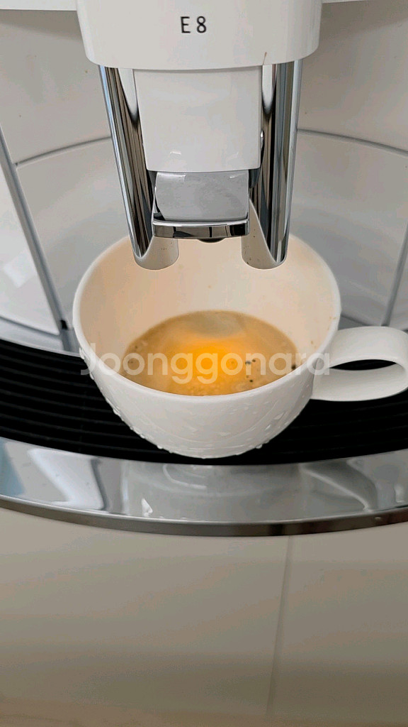 유라 E8 전자동 커피머신--5