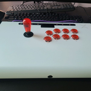 빅트릭스 FS 화이트 무릎레버2 프리미엄 게이머핑거 팝니다. 이미지