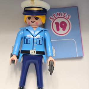 플레이모빌 미피 19탄 경찰녀