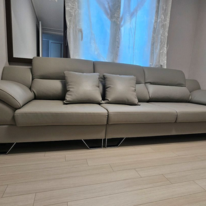 4인용 가죽 소파